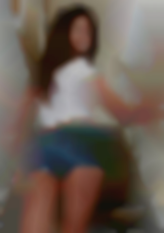 Amatuer nude thick girl naked uni ;) in Suffolk NY.