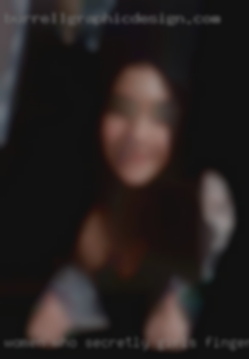 Women who secretly girls finger fuck inperth near Robertsdale.